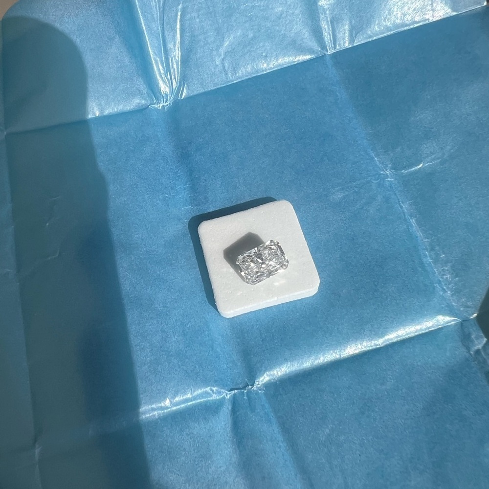 IGI CERTIFIED 2.09 Radiant Cut Lab Grown Diamond Modified Brilliant